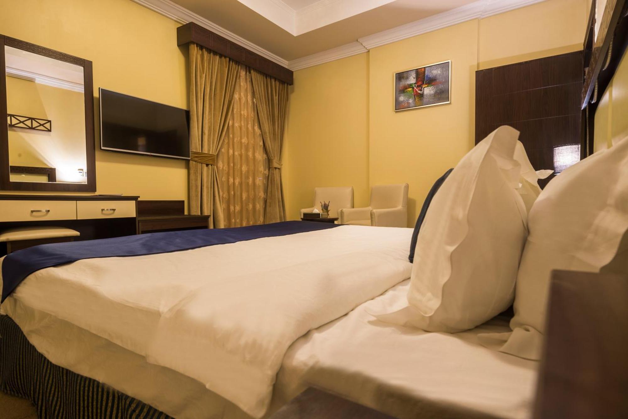 Lahoya Hotel Jeddah Bagian luar foto