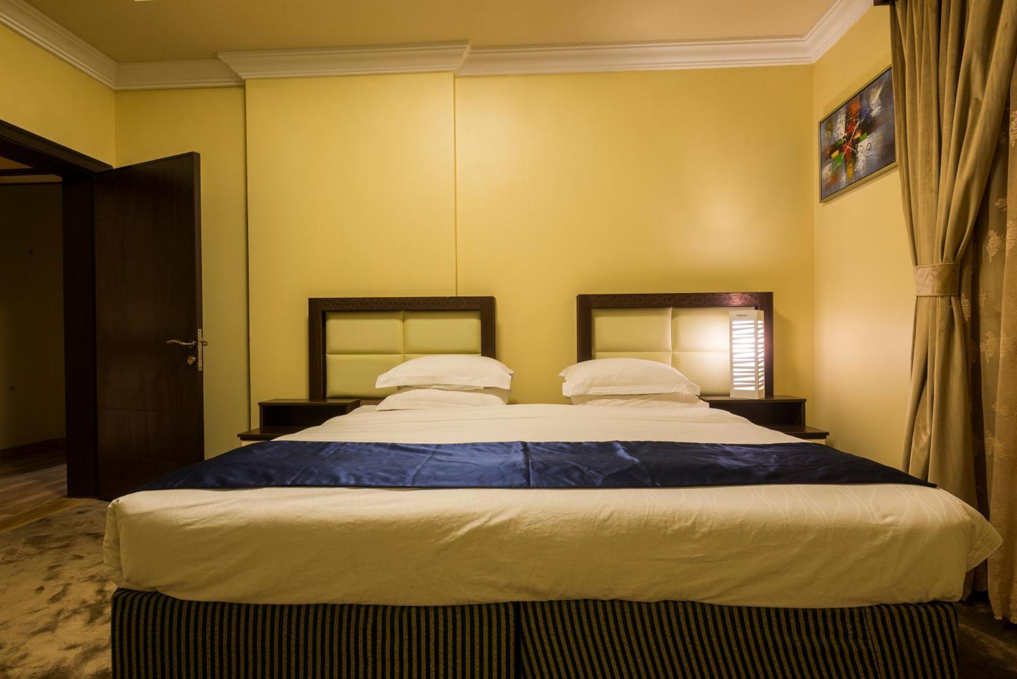 Lahoya Hotel Jeddah Bagian luar foto